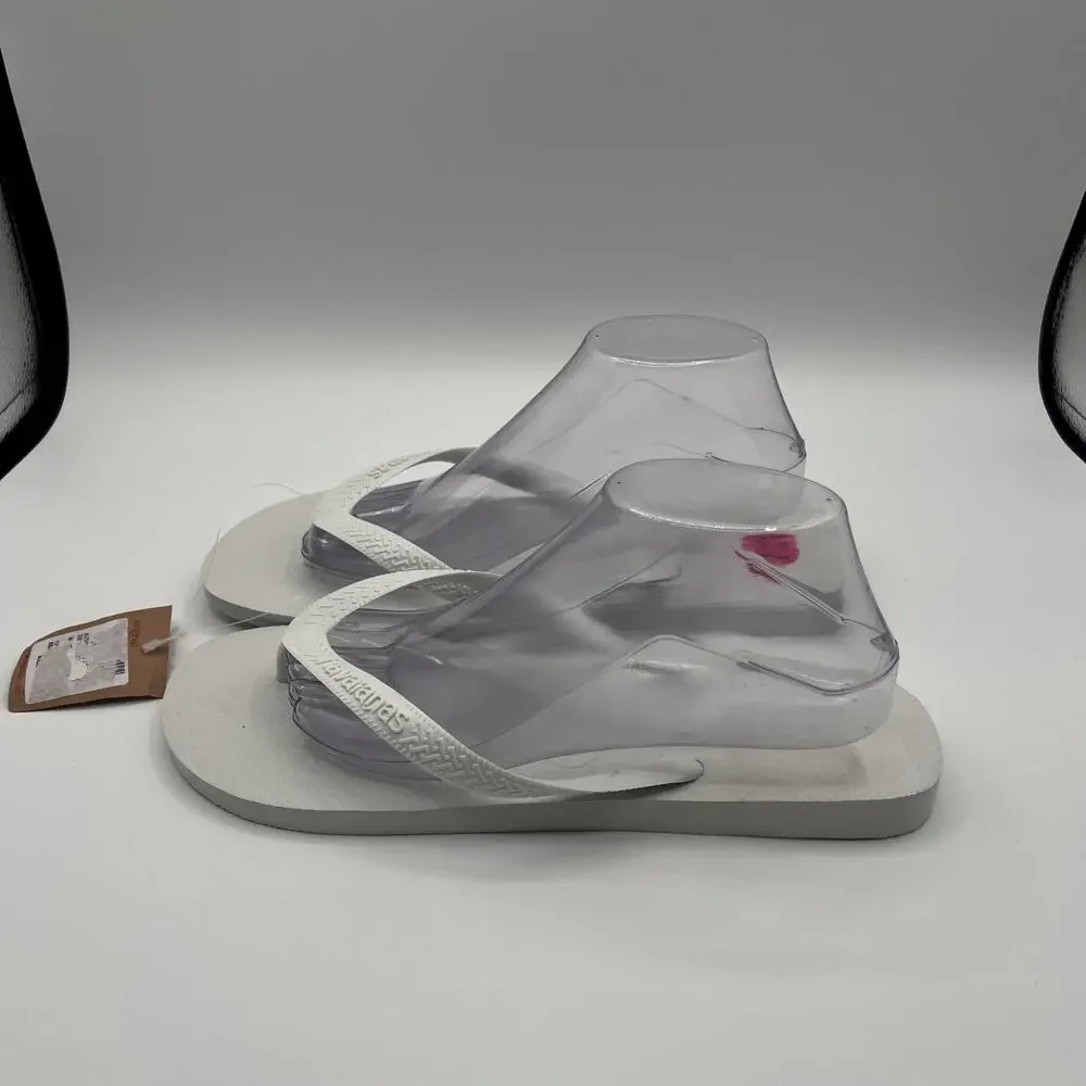 HAVAIANAS White Flip Flops NWT